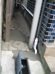 千葉県船橋市湊町のビューティーサロンユカ様　水道メーターから給水パイプを取り直しました！